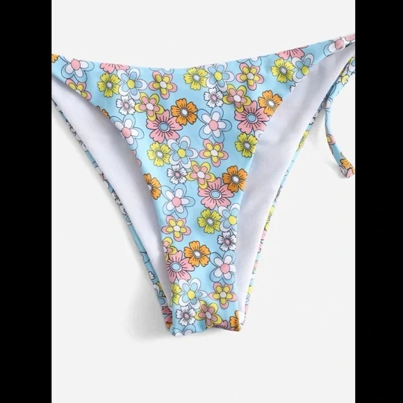 Light Blue & Multi-Colored, Floral, Bikini Set - Picture 5 of 6